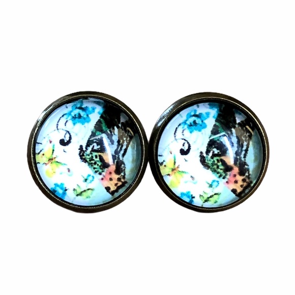 3 for 15🎀bronze tone butterfly picture earrings - Picture 3 of 6